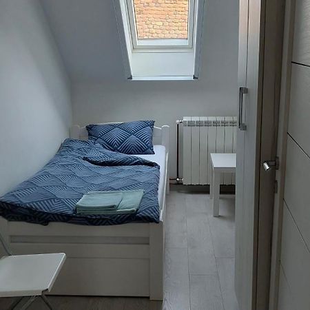 Privatna Soba Dusan Surčin Dış mekan fotoğraf
